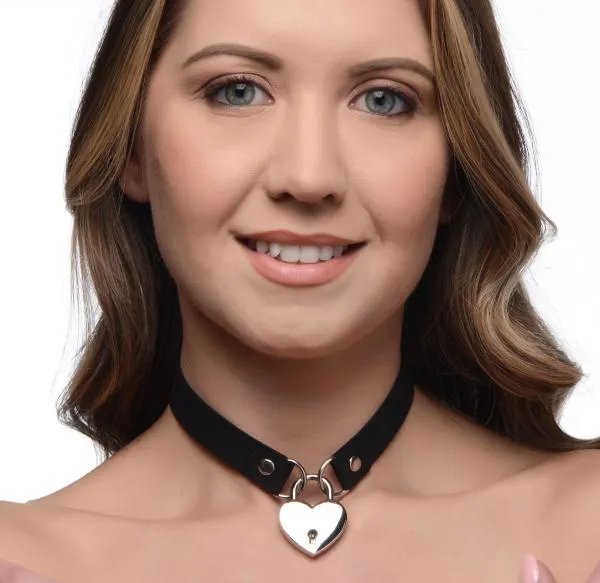 Master Series Dildos Lock It Heart Choker